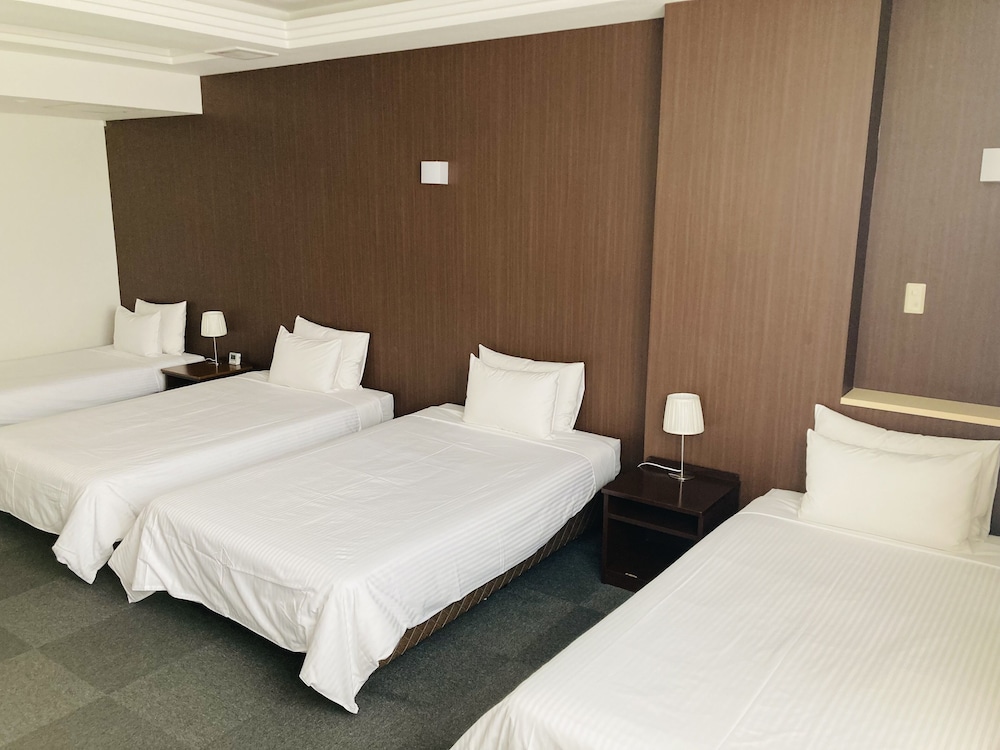 HOTEL PRECIA 那覇辻町 那覇