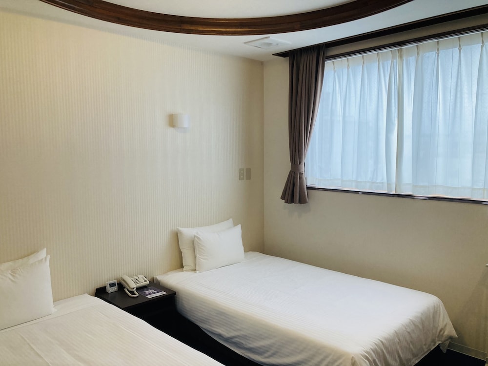 HOTEL PRECIA 那覇辻町 那覇