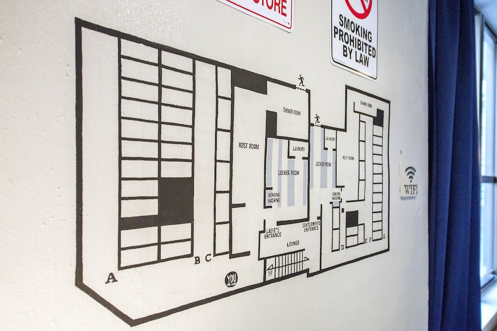 THE KITCHEN HOSTEL AO ザ キッチンホステル アオ 那覇