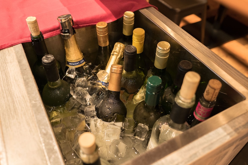 THE KITCHEN HOSTEL AO ザ キッチンホステル アオ 那覇