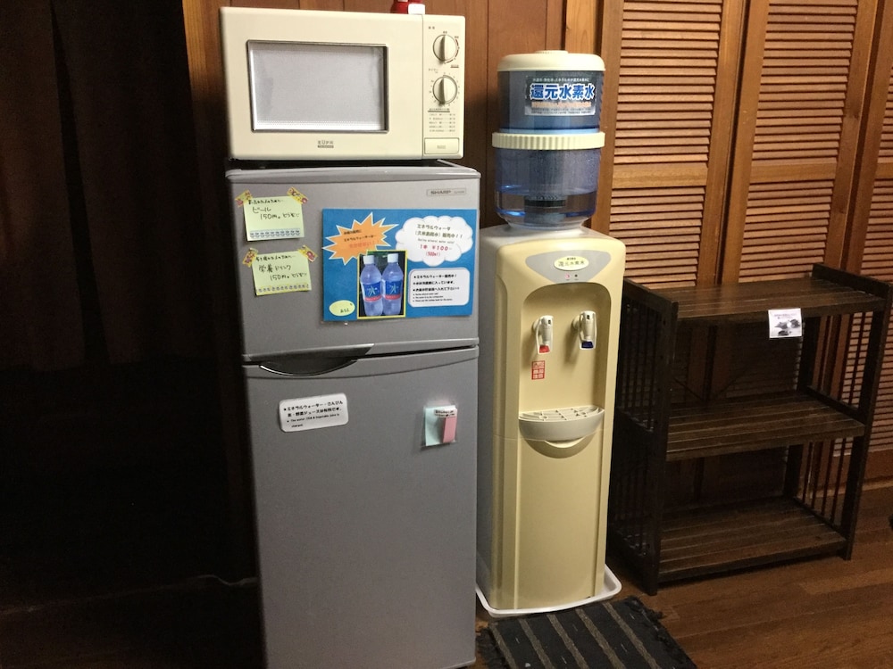 女性専用ゲストハウス 宿や 潮水 那覇