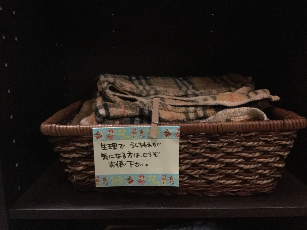 女性専用ゲストハウス 宿や 潮水 那覇