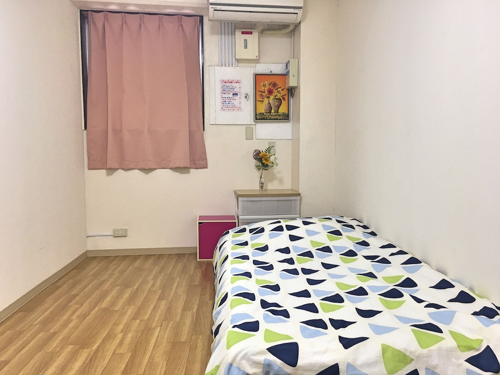 女性専用 ゲストハウス FUKUTOMI 那覇