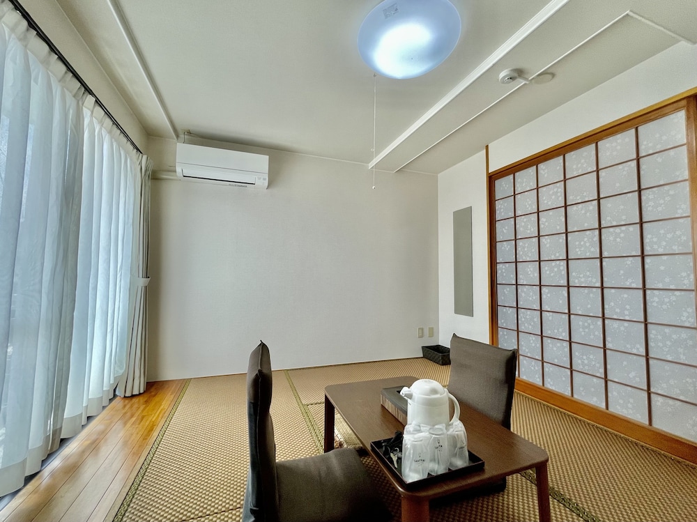 HOTEL UMIZOLA 那覇