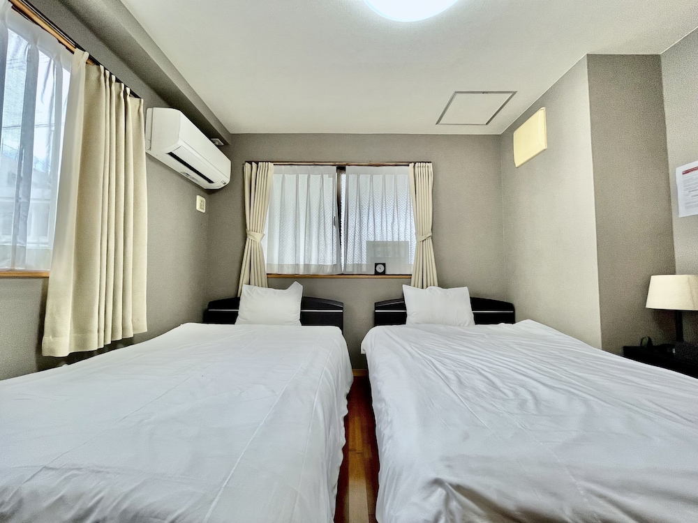 HOTEL UMIZOLA 那覇