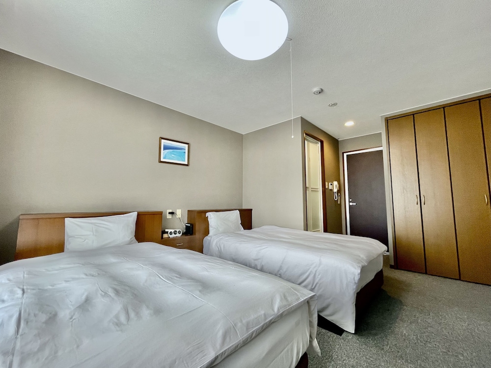 HOTEL UMIZOLA 那覇