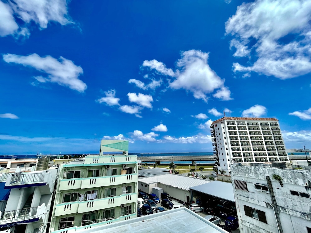 HOTEL UMIZOLA 那覇