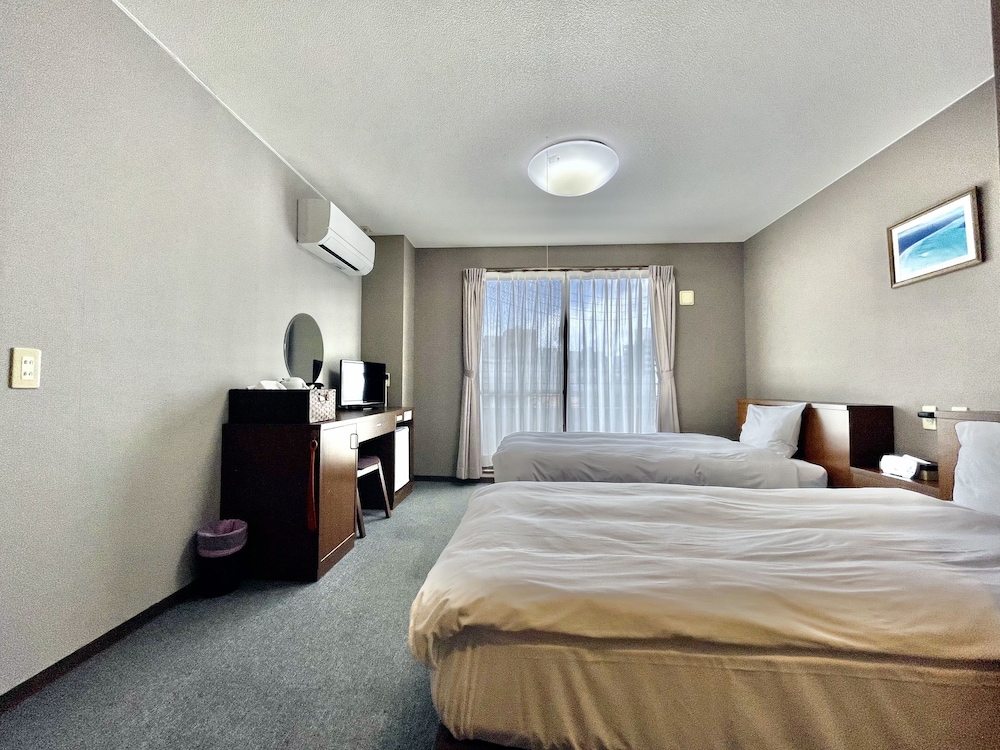 HOTEL UMIZOLA 那覇