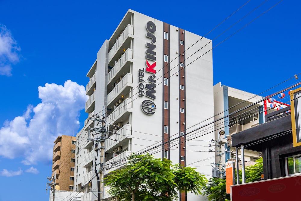 MR.KINJO IN 旭橋駅前 那覇