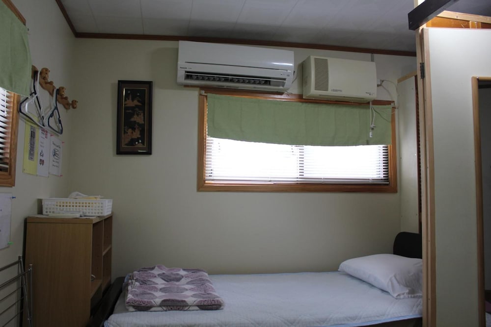 GUEST HOUSE KONA 那覇
