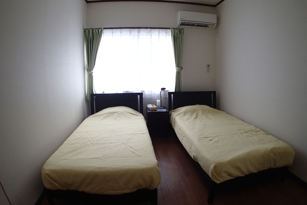 GUESTHOUSE チワワ 那覇
