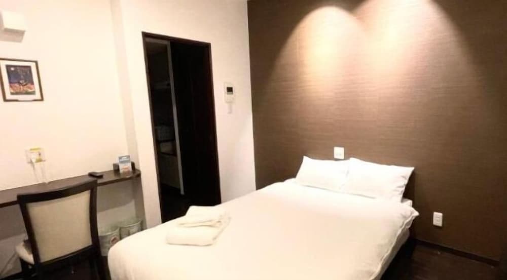 LUANA UAKOKO RESORT HOTEL 那覇