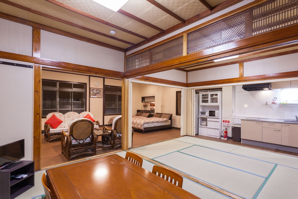 かりゆしコンドミニアムリゾート宜野湾 CASA N.Y 那覇