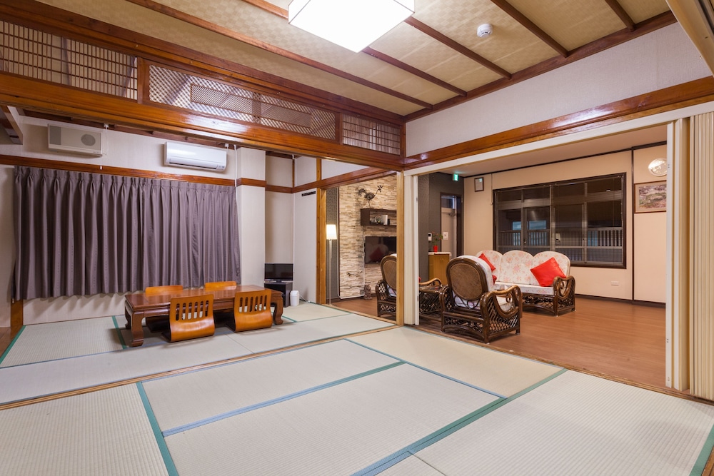 かりゆしコンドミニアムリゾート宜野湾 CASA N.Y 那覇