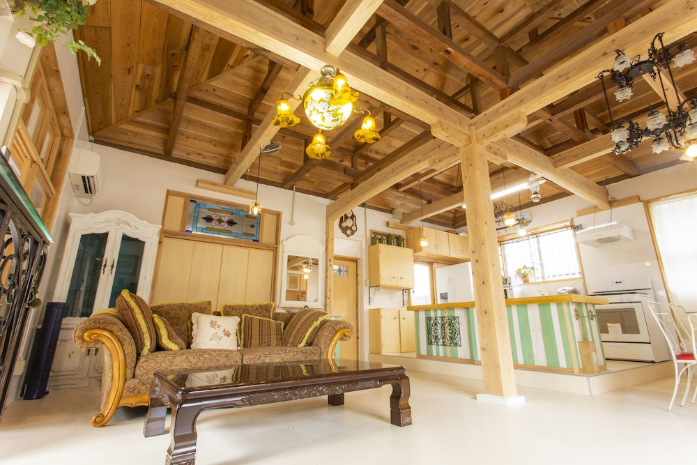 マグノリアスイート　IGUSA VILLA 那覇