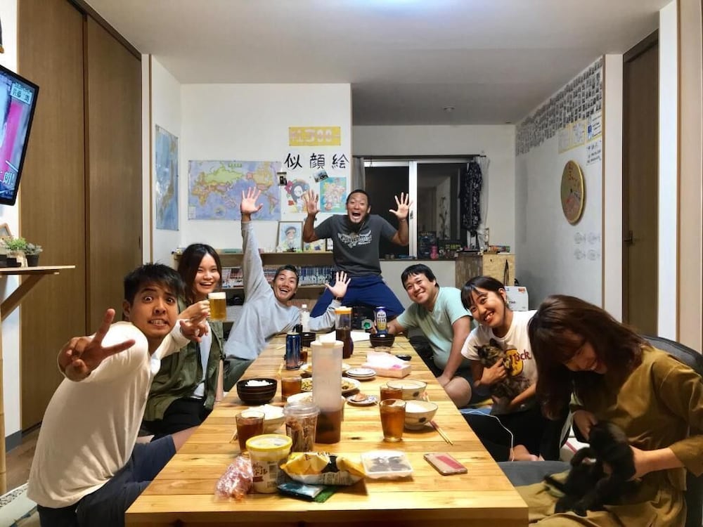 ゲストハウス笑縁門 那覇