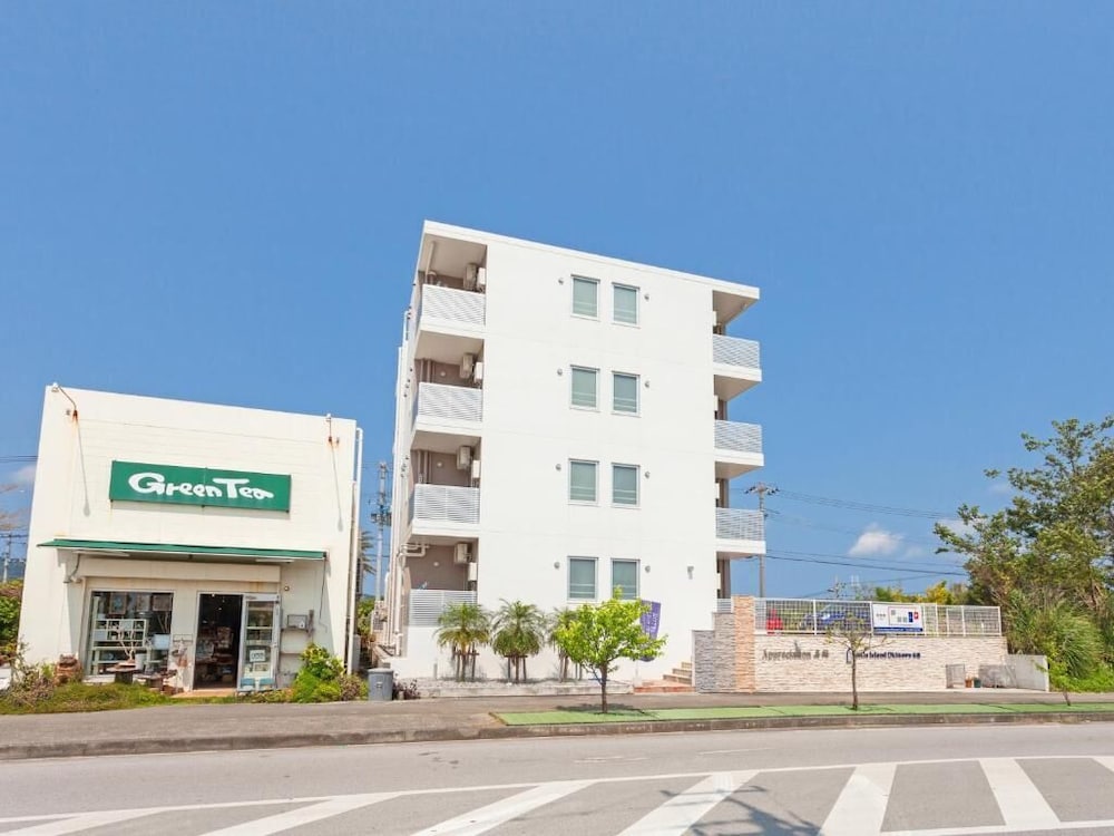 リトルアイランドオキナワ名護 那覇