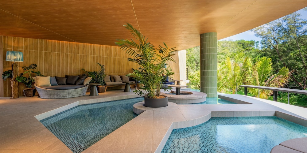 TWIN-LINE HOTEL YANBARU OKINAWA JAPAN 那覇
