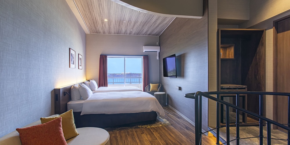 TWIN-LINE HOTEL YANBARU OKINAWA JAPAN 那覇