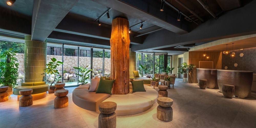 TWIN-LINE HOTEL YANBARU OKINAWA JAPAN 那覇