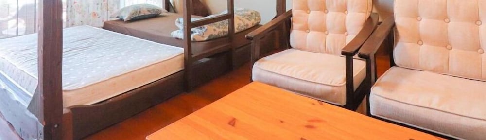 ALL FRIENDS GUEST HOUSE 那覇