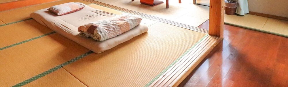 ALL FRIENDS GUEST HOUSE 那覇