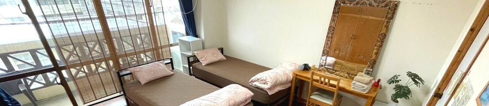 ALL FRIENDS GUEST HOUSE 那覇