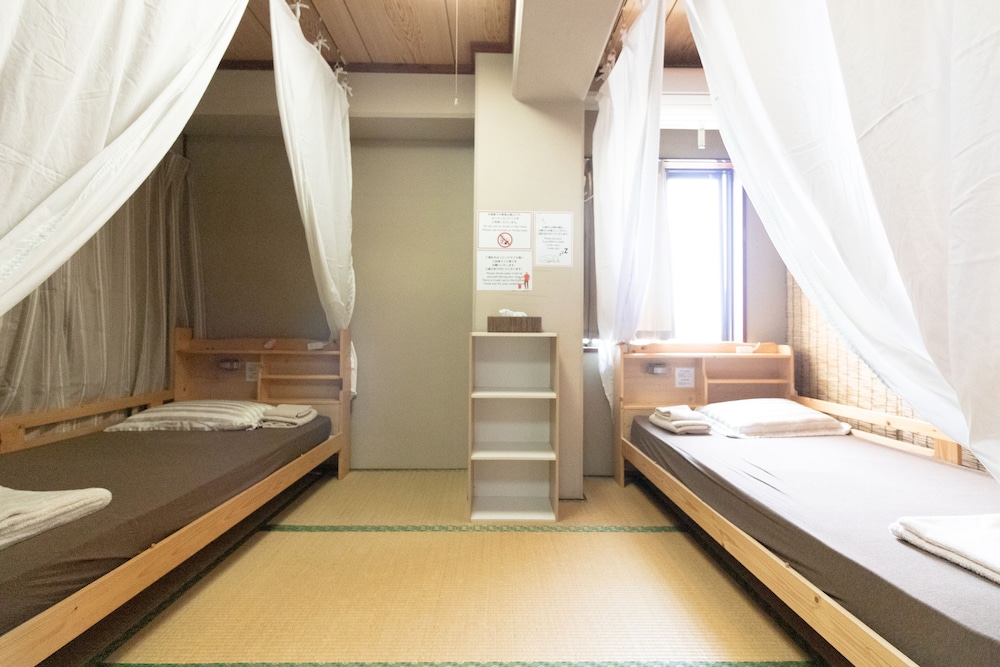 ALL FRIENDS GUEST HOUSE 那覇