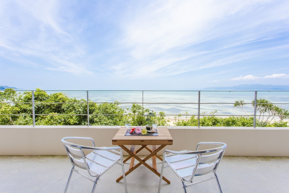 SUITE VILLA YAGAJI 那覇