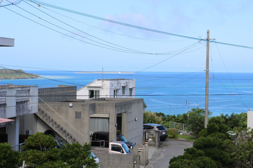 カラハーイもとぶ 那覇