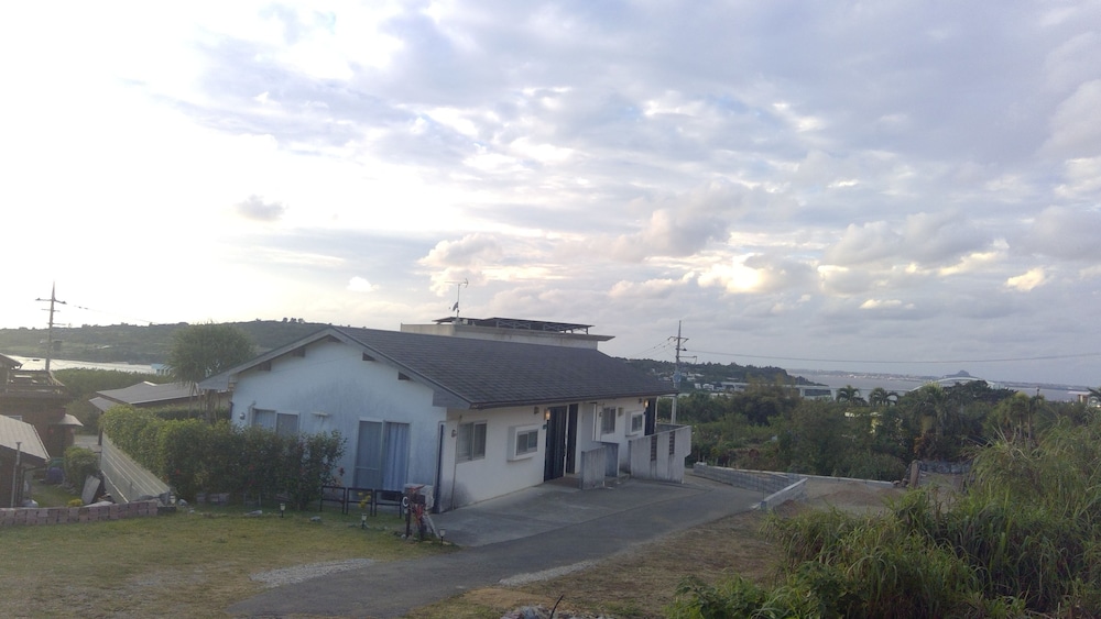 SEVEN VILLAGE MOTOBU 那覇