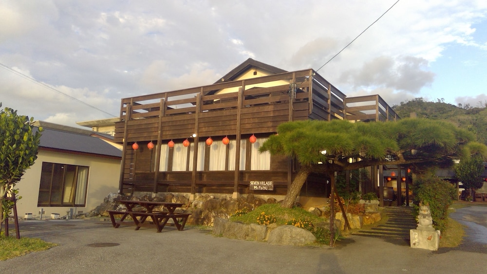 SEVEN VILLAGE MOTOBU 那覇