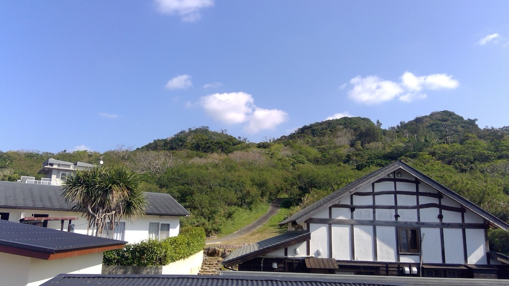 SEVEN VILLAGE MOTOBU 那覇