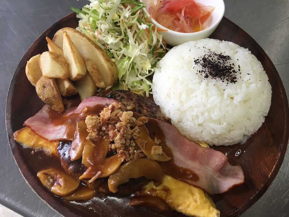 MA-BLUE GARDEN HOUSE 那覇