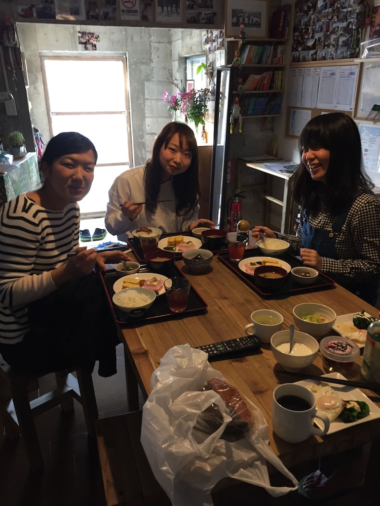 ゲストハウス いーさー 那覇