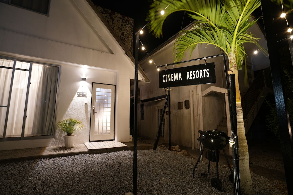 CINEMA RESORTS 1 那覇
