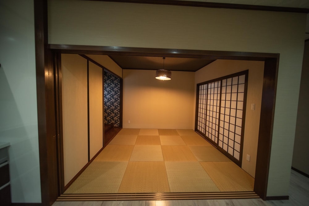たびの邸宅 カルストヴィラ 那覇
