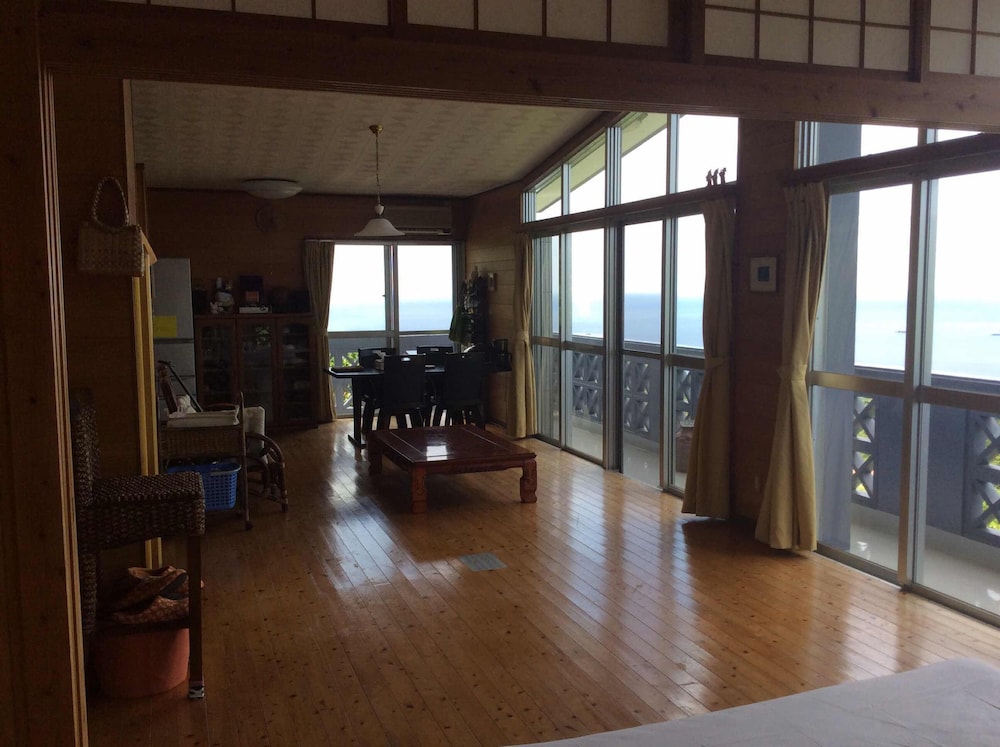元旦バニー 那覇