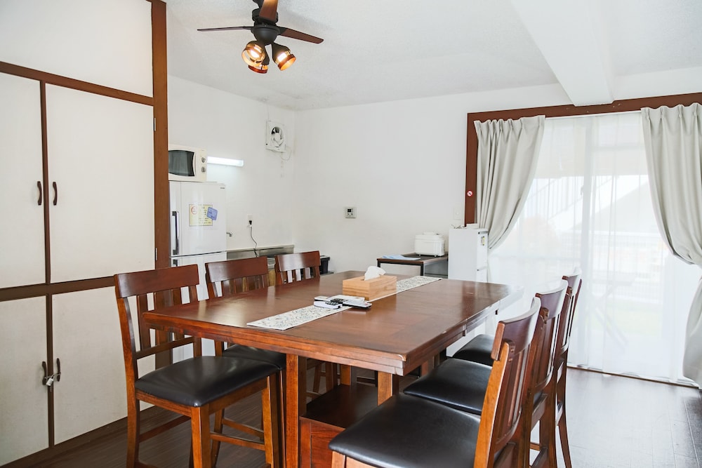 PINE HOUSE IN CHURAUMI 那覇