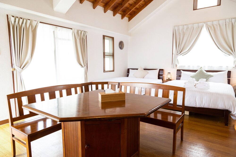 PINE HOUSE IN CHURAUMI 那覇