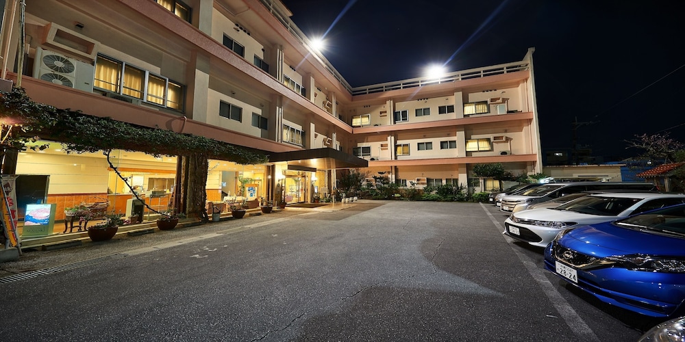 クラウンホテル沖縄 那覇