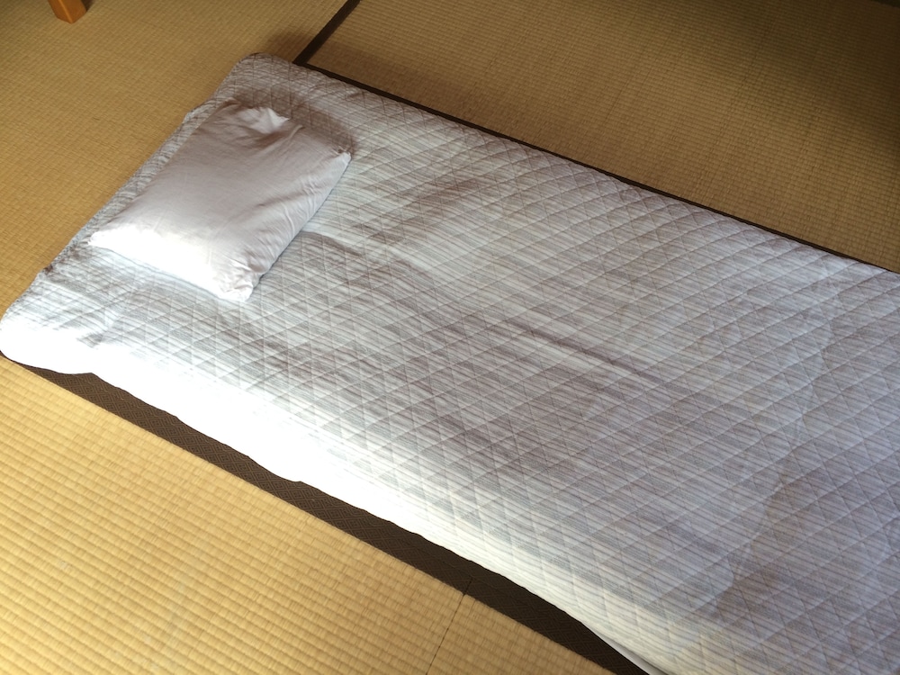 ごーやー荘 那覇