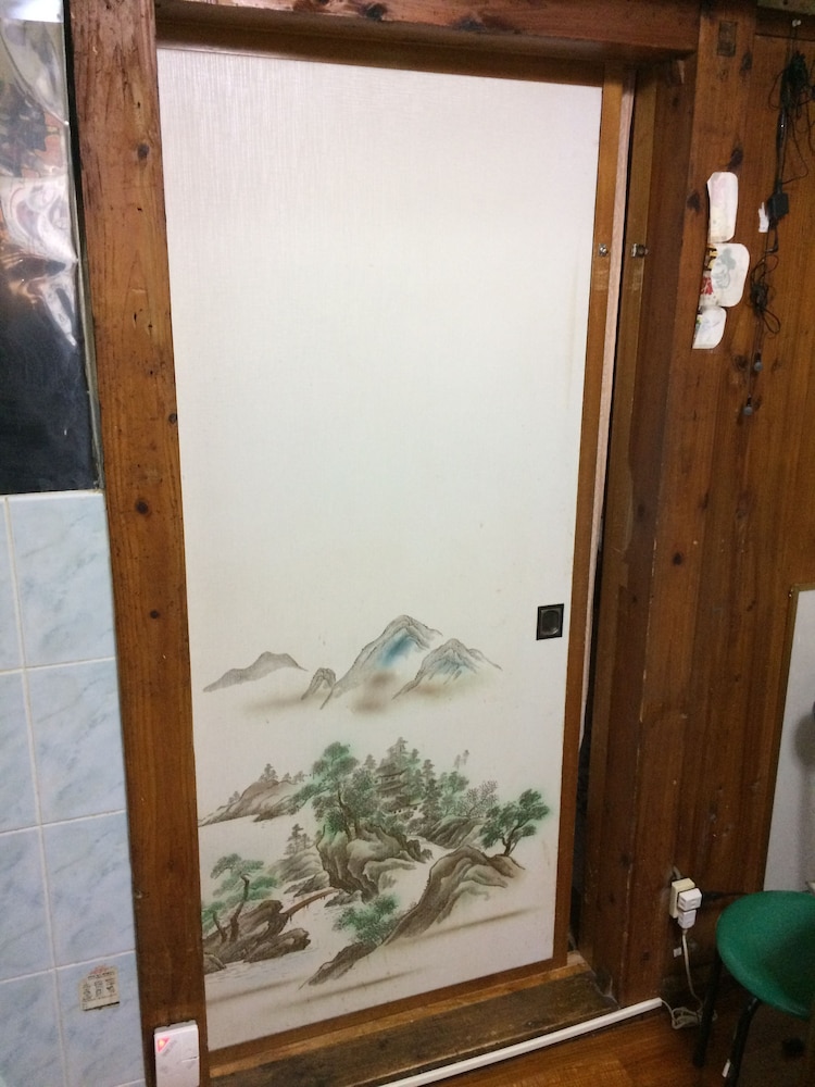 ごーやー荘 那覇