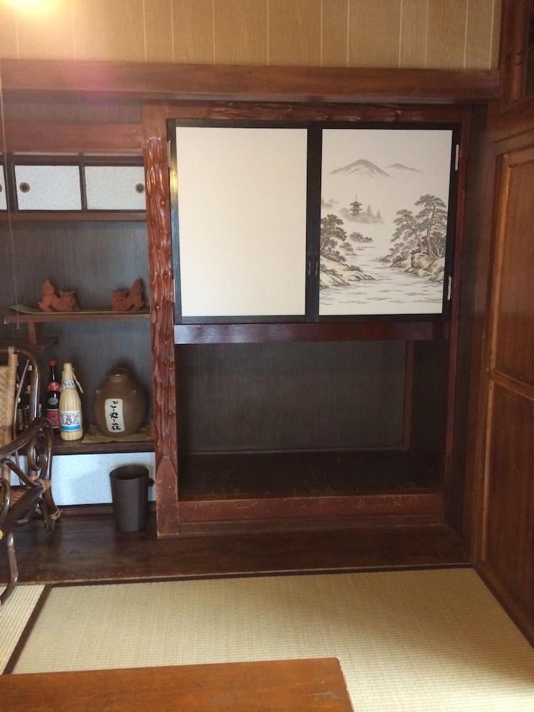 ごーやー荘 那覇