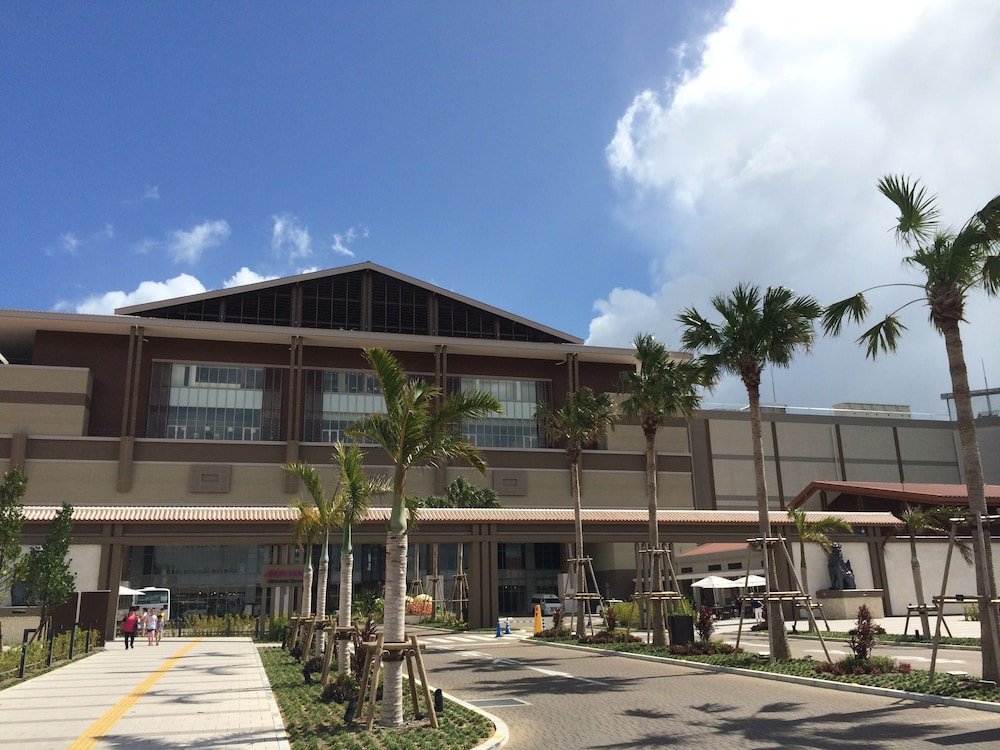 ごーやー荘 那覇