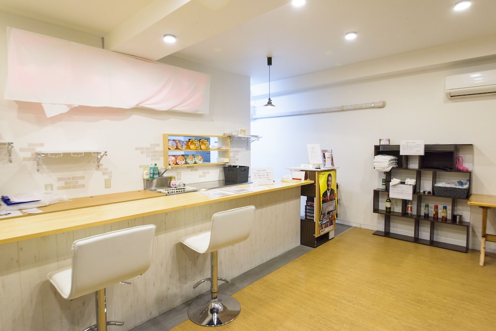 HOTEL PURUMIAIM YOGI 那覇