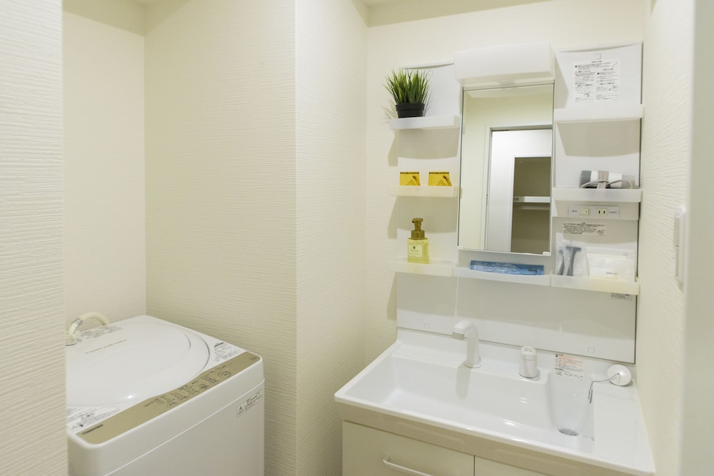 HOTEL PURUMIAIM YOGI 那覇