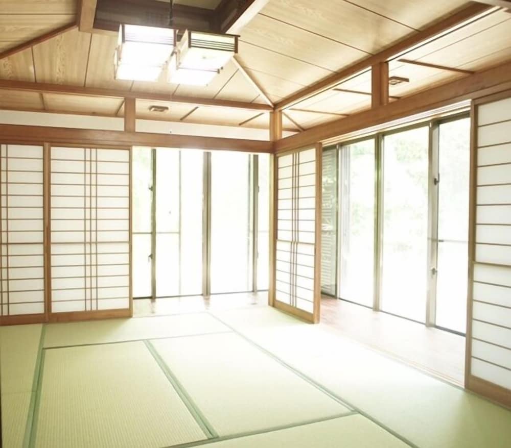 PRIVATE HOTEL WALKERS NAKIJIN 那覇