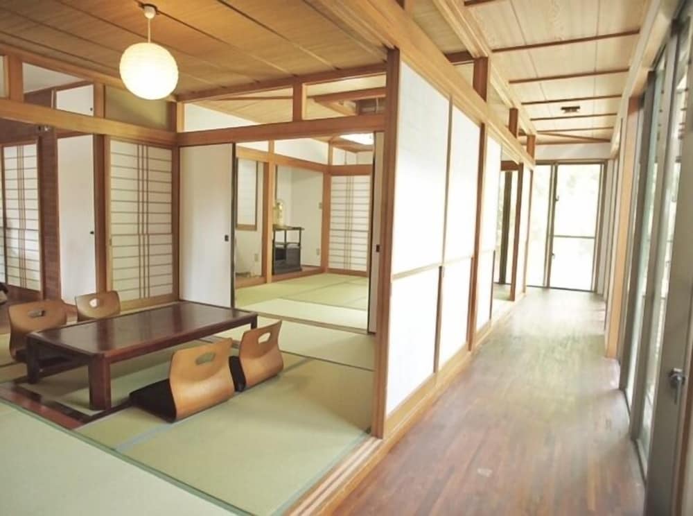 PRIVATE HOTEL WALKERS NAKIJIN 那覇