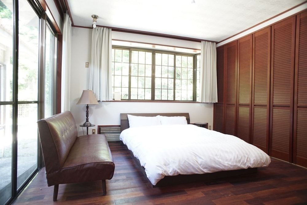 PRIVATE HOTEL WALKERS NAKIJIN 那覇